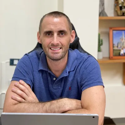 Portrait of Santiago Alcain, Founder & President of GIGA IT